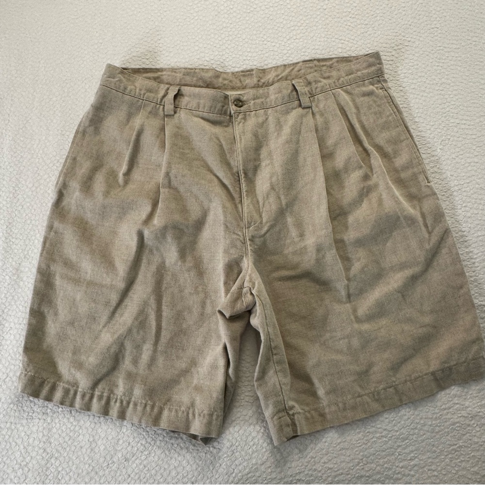 Dockers men’s Linen Blend khaki shorts 
 Sz 40 Tan‎ Pleated y2k